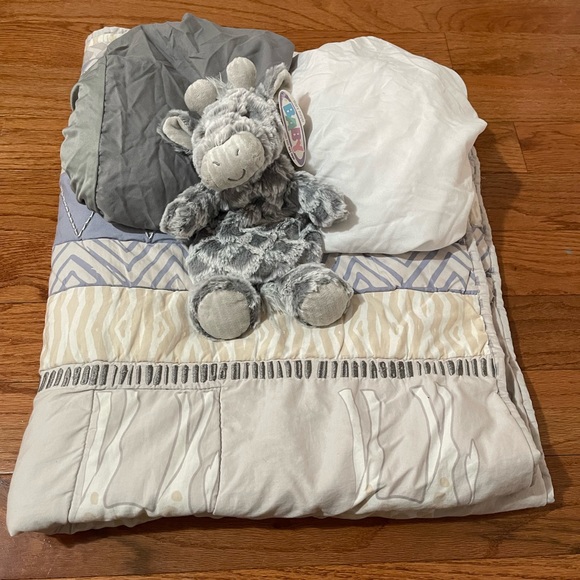 Baby Crib Bedding Set BUNDLE - Picture 1 of 7